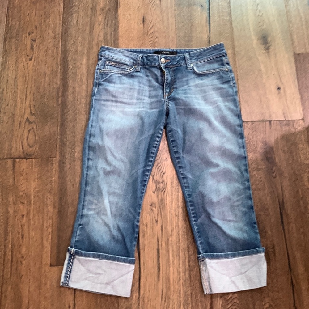 Joe’s Honey Kicker Capri